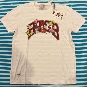 NWT RTGB Men’s All Star Floral Shirt Size Medium